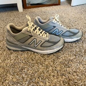 New Balance 990v5